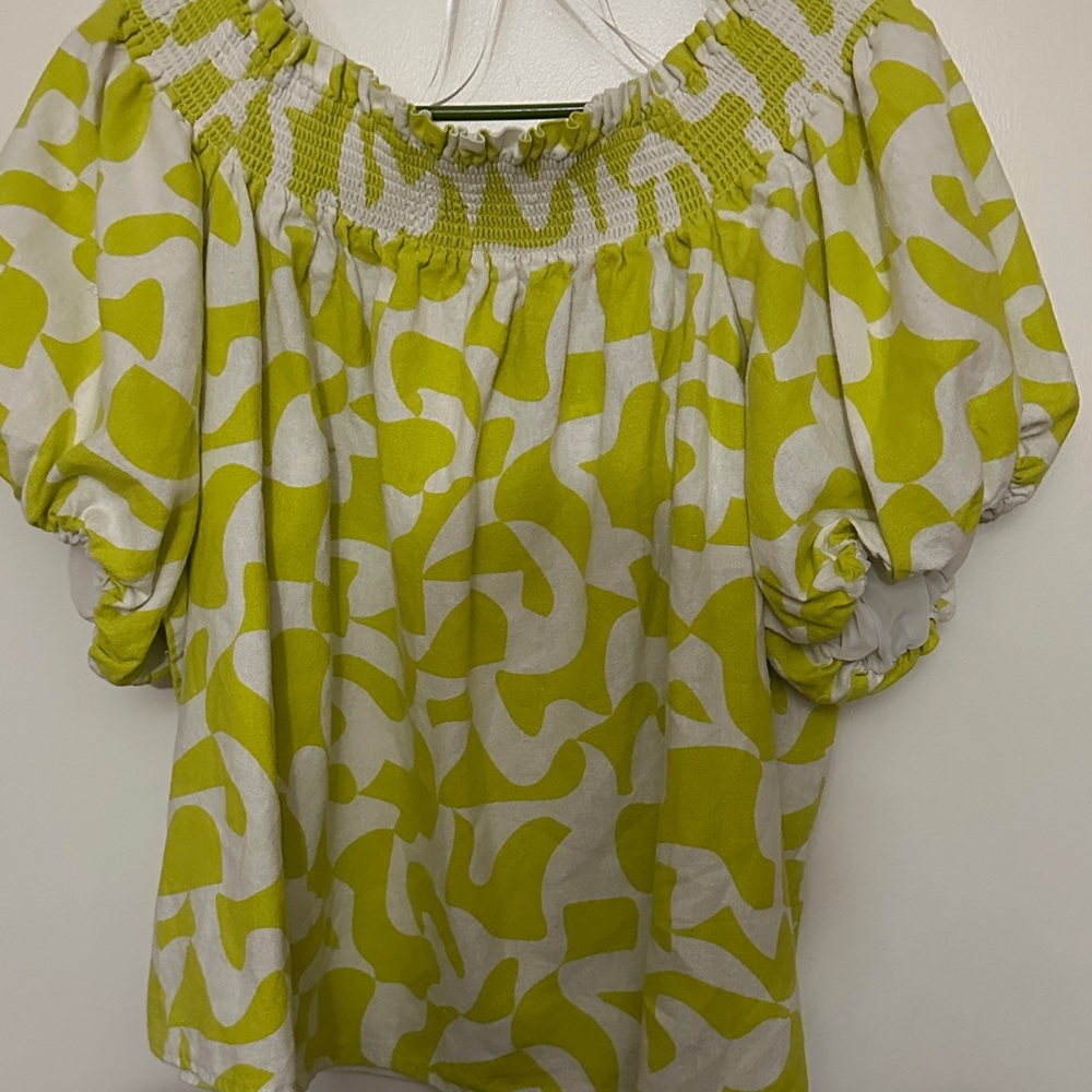 Vince Camuto Lime and White Patterned Blouse